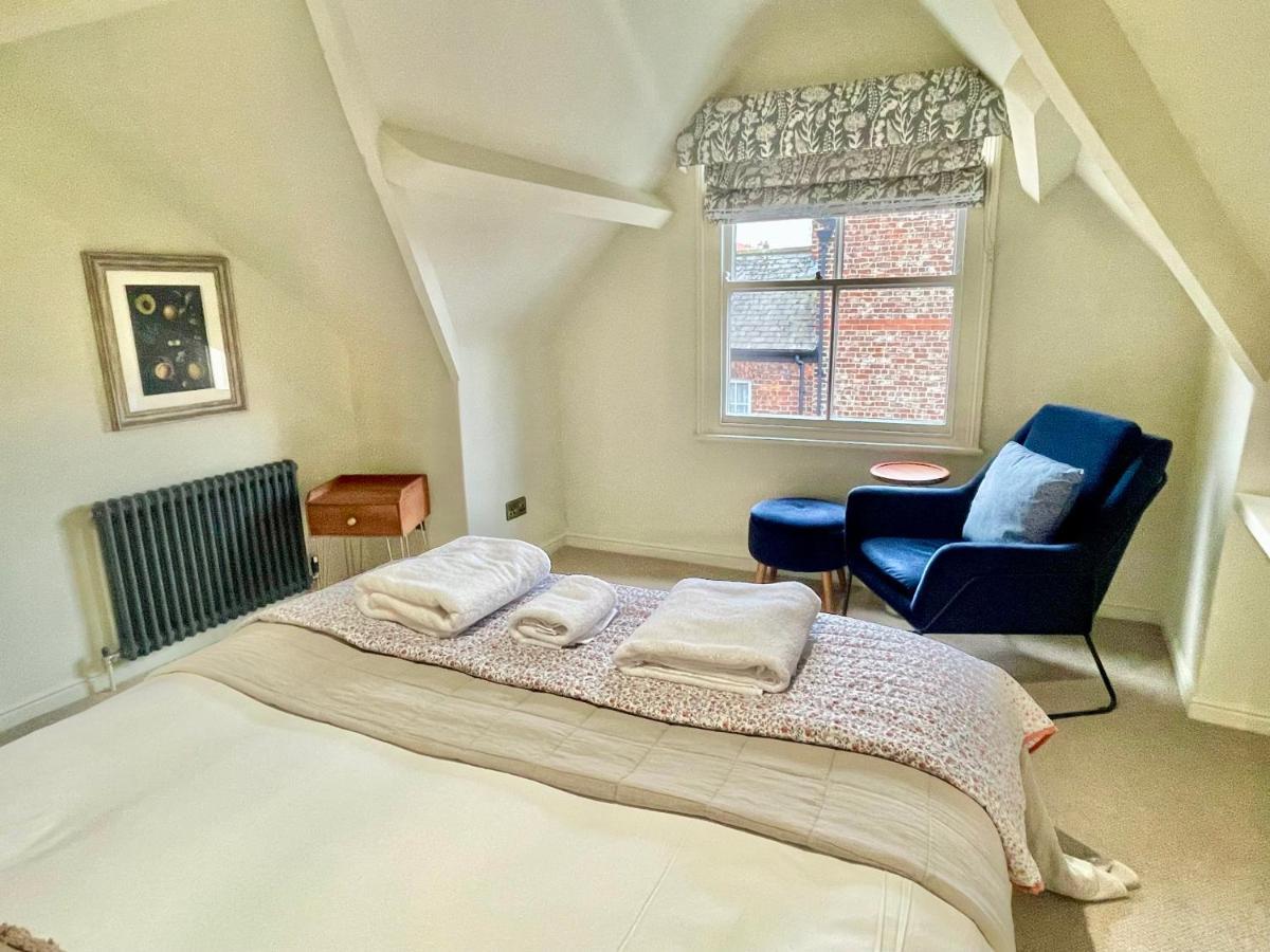 Stay At No 4 York Centre Esterno foto