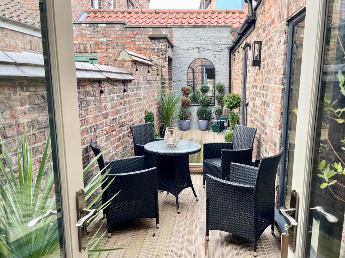 Stay At No 4 York Centre Esterno foto