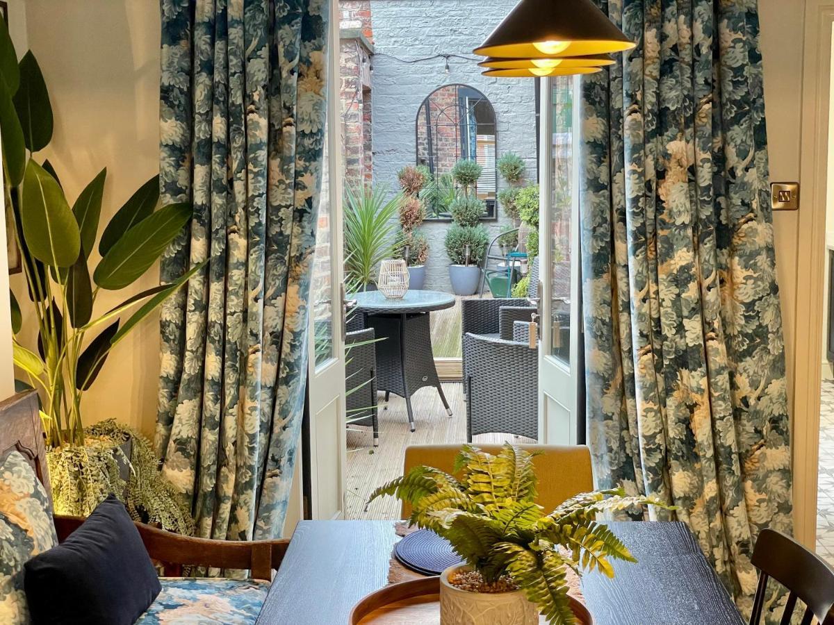 Stay At No 4 York Centre Esterno foto